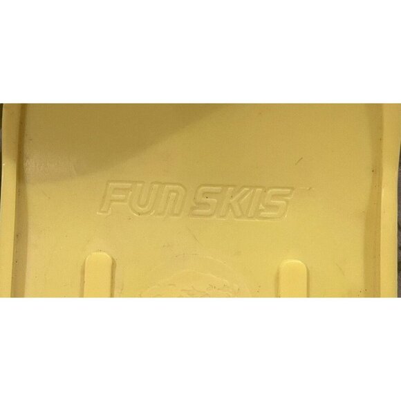 VTG SNO-CAT FUN SKIS SET ORIGINAL Box K-Tel 1975 Snow Toy -Nice! - Picture 5 of 5